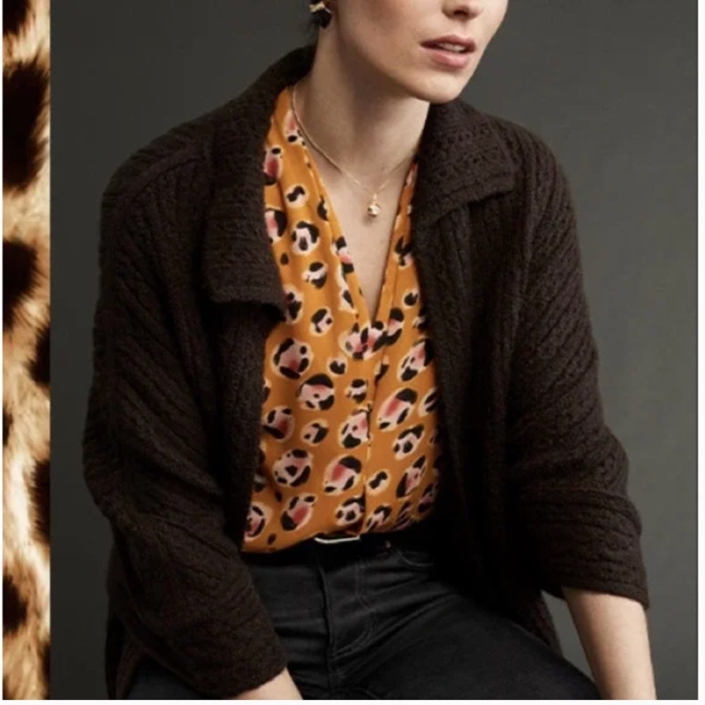 Cabi Leopard Print Sleeveless Blouse Mustard V-Neck Top Size S - Picture 5 of 8